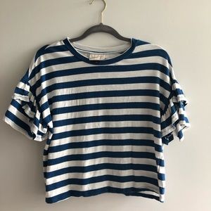 Boxy ruffle sleeved blue/white striped top ⚓️